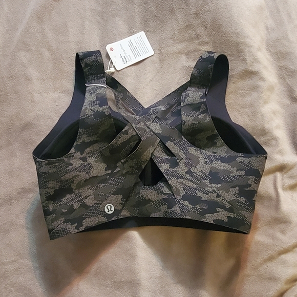 Lululemon NWT Enlite Weave-back bra. - Picture 2 of 4